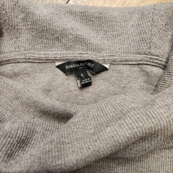 Banana Republic Cowl neck brown sweater Size S - Picture 5 of 5